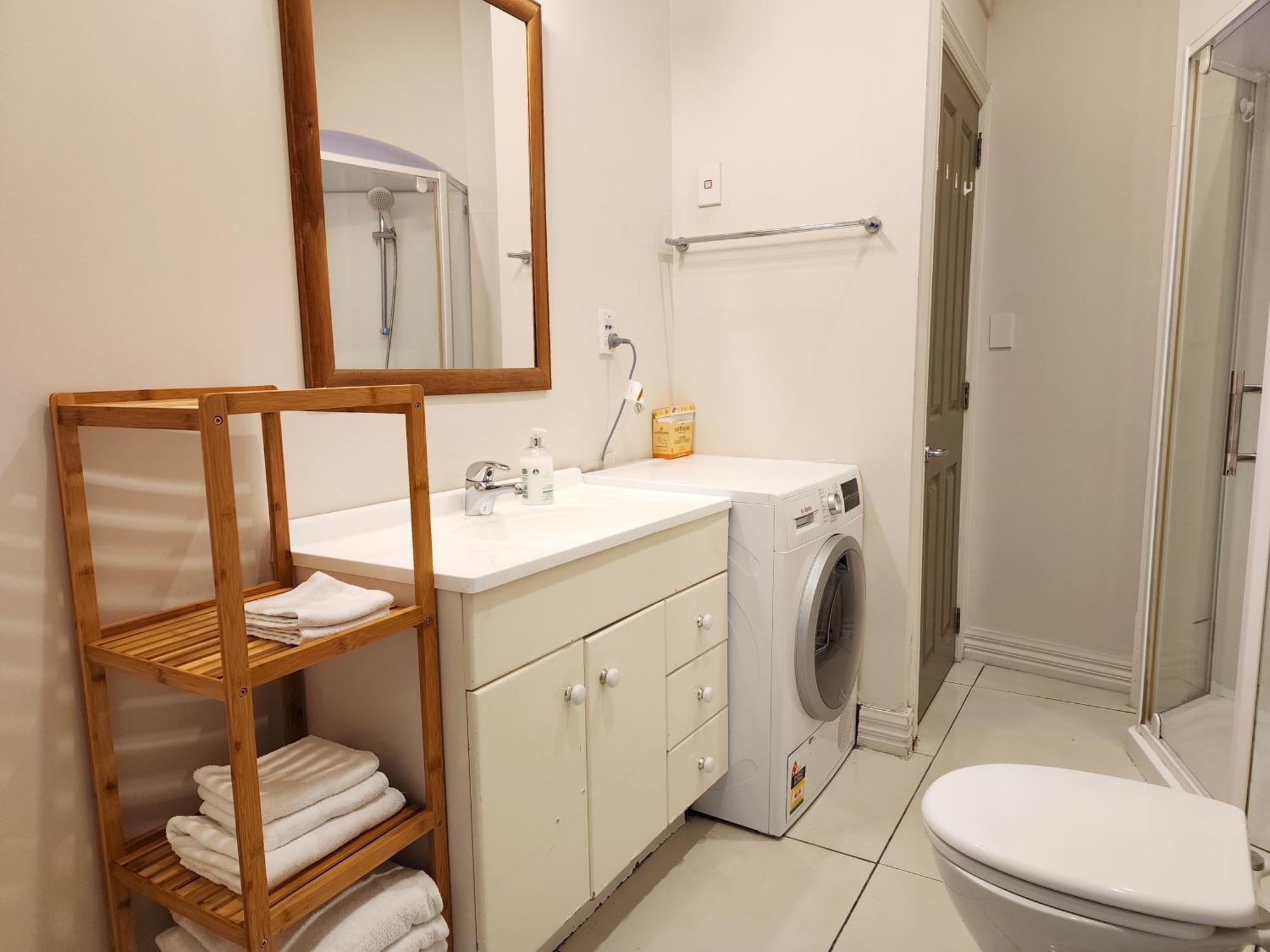 U Suites On Manners Wellington Eksteriør bilde